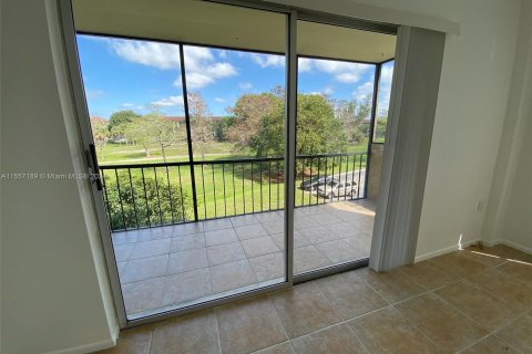 Copropriété à vendre à Lauderhill, Floride: 2 chambres, 94.39 m2 № 1078701 - photo 20