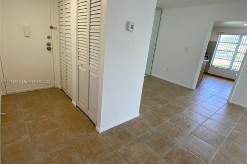 Copropriété à vendre à Lauderhill, Floride: 2 chambres, 94.39 m2 № 1078701 - photo 29