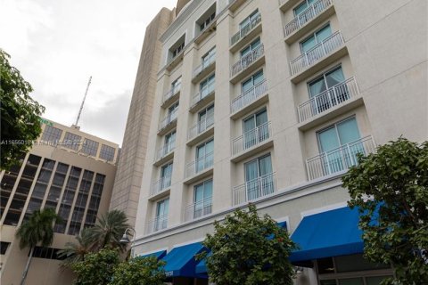 Condominio en venta en Miami, Florida, 2 dormitorios, 87.98 m2 № 1352196 - foto 6