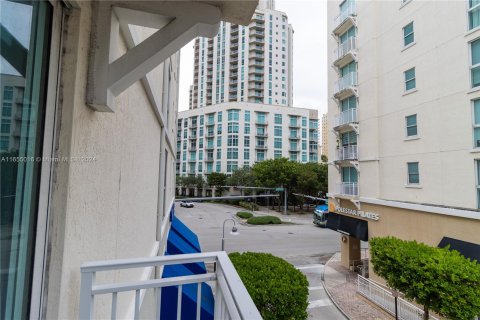 Copropriété à vendre à Miami, Floride: 2 chambres, 87.98 m2 № 1352196 - photo 25