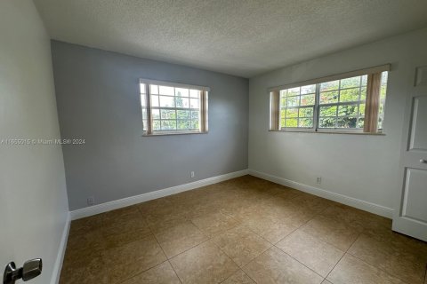 House in Pompano Beach, Florida 2 bedrooms № 1352197 - photo 20