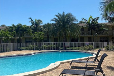 Villa ou maison à louer à Pompano Beach, Floride: 2 chambres № 1352197 - photo 26