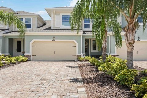 Townhouse in HARMONY AT LAKEWOOD RANCH in Bradenton, Florida 3 bedrooms, 173.91 sq.m. № 1342851 - photo 2