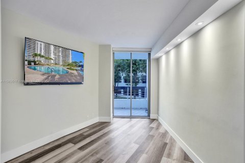 Copropriété à vendre à Aventura, Floride: 2 chambres, 109.72 m2 № 1168114 - photo 12