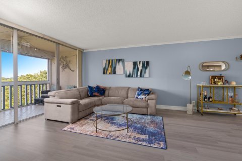 Condo in Lauderhill, Florida, 2 bedrooms  № 1047787 - photo 8