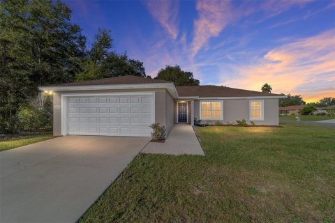 Casa en venta en Ocala, Florida, 3 dormitorios, 131.83 m2 № 1426222 - foto 1