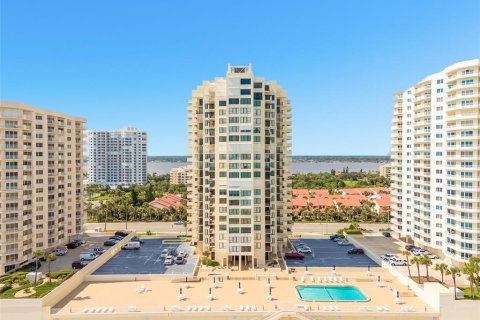 Condominio en venta en Daytona Beach Shores, Florida, 2 dormitorios, 111.48 m2 № 1393183 - foto 9