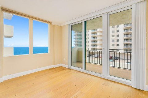 Condominio en venta en Daytona Beach Shores, Florida, 2 dormitorios, 111.48 m2 № 1393183 - foto 13