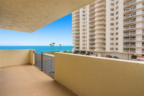 Condominio en venta en Daytona Beach Shores, Florida, 2 dormitorios, 111.48 m2 № 1393183 - foto 30