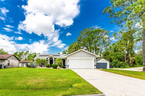 Villa ou maison à vendre à North Port, Floride: 3 chambres, 150.13 m2 № 1327096 - photo 2