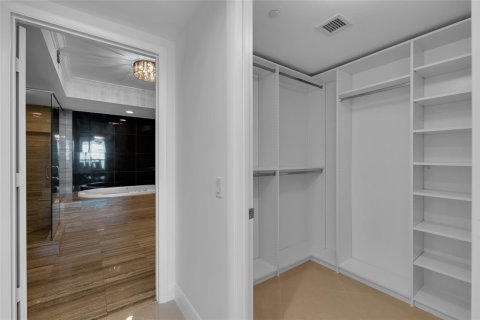 Copropriété à vendre à Fort Lauderdale, Floride: 3 chambres, 221.11 m2 № 1100418 - photo 23