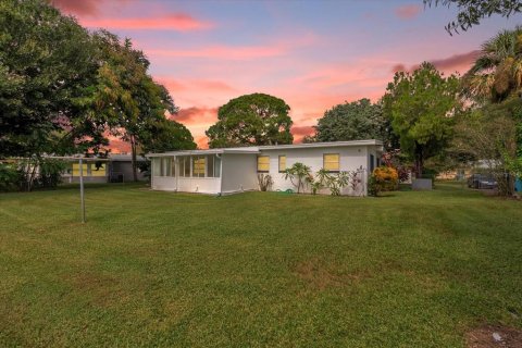 Villa ou maison à vendre à Orlando, Floride: 3 chambres, 103.12 m2 № 1397333 - photo 28