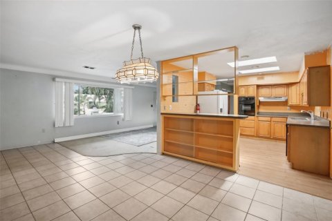 Casa en venta en Saint Petersburg, Florida, 4 dormitorios, 206.89 m2 № 1336270 - foto 10