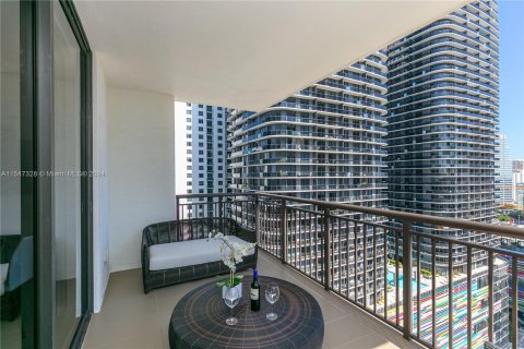 Condominio en venta en Miami, Florida, 3 dormitorios, 133.59 m2 № 1054518 - foto 27