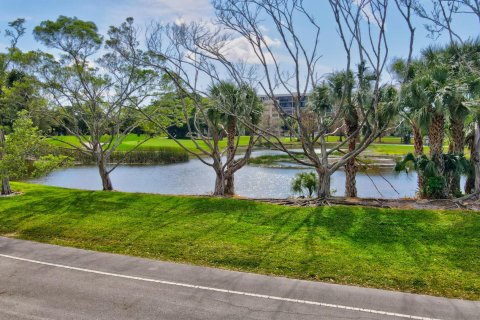 Villa ou maison à vendre à Deerfield Beach, Floride: 3 chambres, 251.49 m2 № 1038087 - photo 3