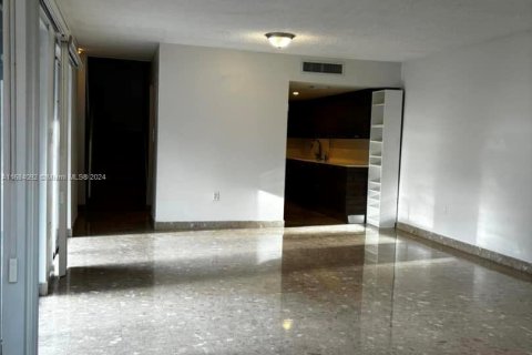 Casa en venta en Miami, Florida, 3 dormitorios, 147.9 m2 № 1420252 - foto 6