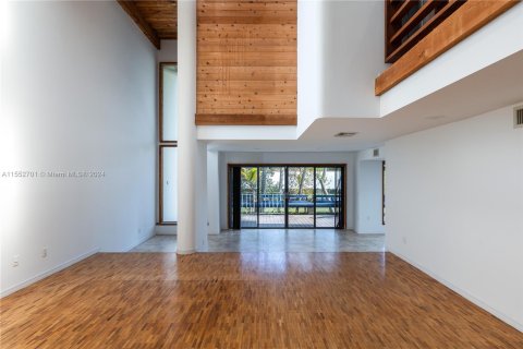 Copropriété à vendre à Miami, Floride: 2 chambres, 225.47 m2 № 1076161 - photo 5