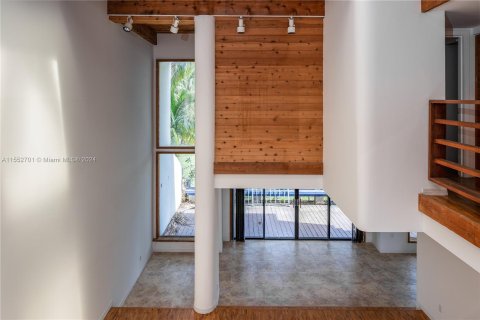 Copropriété à vendre à Miami, Floride: 2 chambres, 225.47 m2 № 1076161 - photo 13