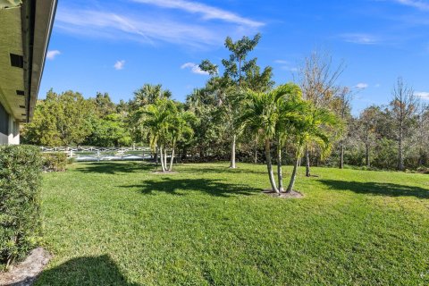 Villa ou maison à vendre à Stuart, Floride: 3 chambres, 180.32 m2 № 1075934 - photo 29