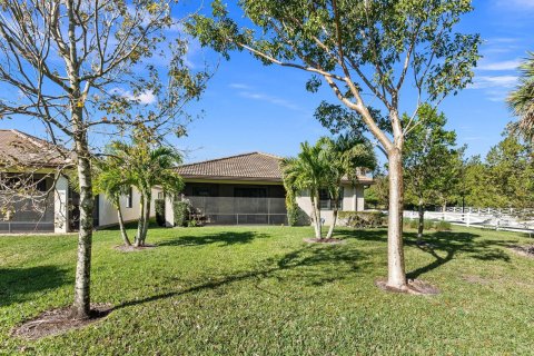 Villa ou maison à vendre à Stuart, Floride: 3 chambres, 180.32 m2 № 1075934 - photo 28