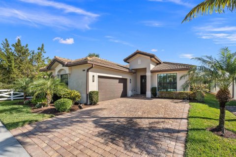 Villa ou maison à vendre à Stuart, Floride: 3 chambres, 180.32 m2 № 1075934 - photo 1