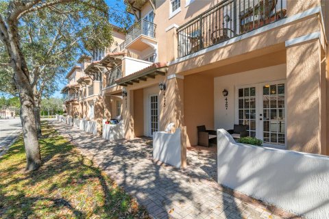 Condominio en venta en Pembroke Pines, Florida, 3 dormitorios, 122.17 m2 № 1037710 - foto 3