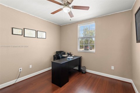 Condominio en venta en Pembroke Pines, Florida, 3 dormitorios, 122.17 m2 № 1037710 - foto 26
