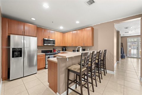 Condominio en venta en Pembroke Pines, Florida, 3 dormitorios, 122.17 m2 № 1037710 - foto 16