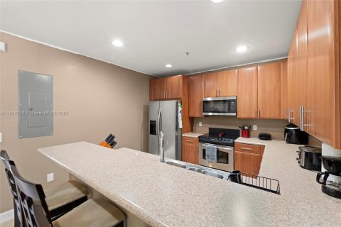 Condominio en venta en Pembroke Pines, Florida, 3 dormitorios, 122.17 m2 № 1037710 - foto 18