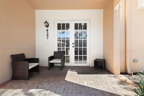 Condominio en venta en Pembroke Pines, Florida, 3 dormitorios, 122.17 m2 № 1037710 - foto 4