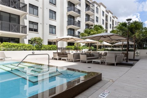 Condo in Coral Gables, Florida, 1 bedroom  № 1226616 - photo 6