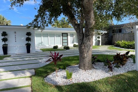 Villa ou maison à vendre à Fort Lauderdale, Floride: 2 chambres, 149.57 m2 № 1225323 - photo 2