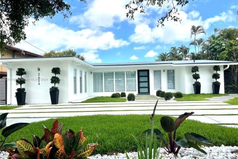 Villa ou maison à vendre à Fort Lauderdale, Floride: 2 chambres, 149.57 m2 № 1225323 - photo 3