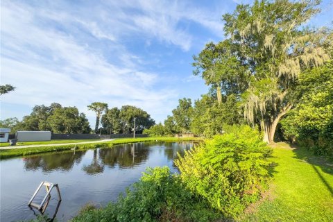 House in Lakeland, Florida 4 bedrooms, 205.31 sq.m. № 1335584 - photo 10