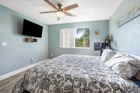 Купить кондоминиум в Ройял-Палм-Бич, Флорида 2 спальни, 103.31м2, № 1075856 - фото 12