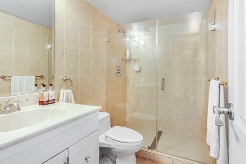 Copropriété à vendre à Hallandale Beach, Floride: 2 chambres, 104.98 m2 № 1075901 - photo 16