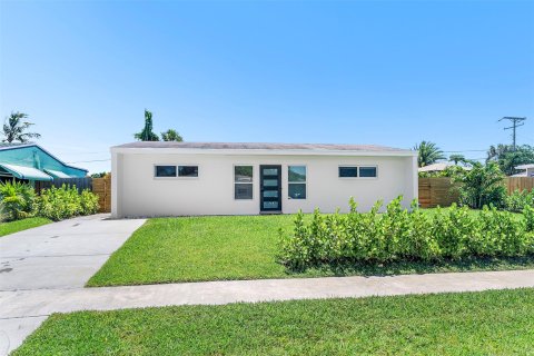 Casa en venta en Palm Beach Gardens, Florida, 3 dormitorios, 101.45 m2 № 1210570 - foto 2