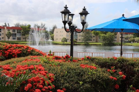 Condo in Fort Lauderdale, Florida, 1 bedroom  № 1210569 - photo 2