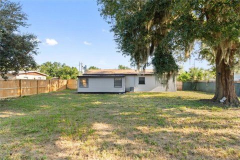 House in Lake Wales, Florida 3 bedrooms, 107.02 sq.m. № 1371650 - photo 17