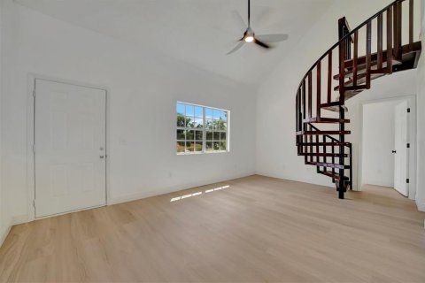 Copropriété à vendre à Pinellas Park, Floride: 2 chambres, 78.97 m2 № 1371575 - photo 7