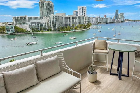 Condominio en venta en Miami Beach, Florida, 2 dormitorios, 161 m2 № 1385642 - foto 2