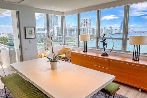 Condominio en venta en Miami Beach, Florida, 2 dormitorios, 161 m2 № 1385642 - foto 4