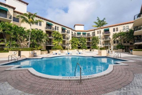 Condominio en venta en Coral Gables, Florida, 2 dormitorios, 111.48 m2 № 1327403 - foto 22