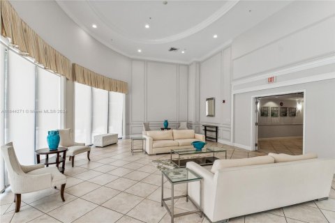 Condominio en venta en Coral Gables, Florida, 2 dormitorios, 111.48 m2 № 1327403 - foto 29