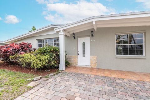 Villa ou maison à vendre à Palm Beach Gardens, Floride: 3 chambres, 177.07 m2 № 1020072 - photo 4