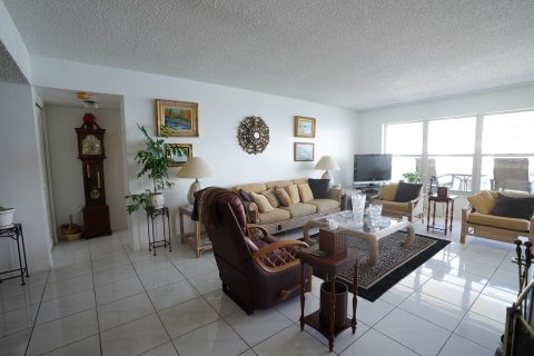 Condo in Fort Lauderdale, Florida, 2 bedrooms  № 1020120 - photo 29