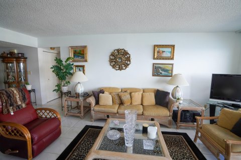 Condo in Fort Lauderdale, Florida, 2 bedrooms  № 1020120 - photo 26