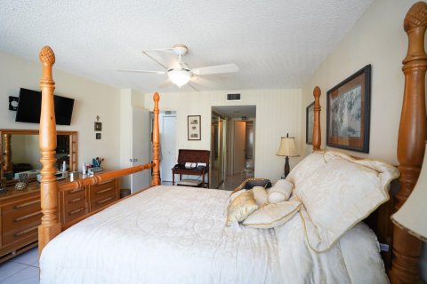 Condo in Fort Lauderdale, Florida, 2 bedrooms  № 1020120 - photo 22