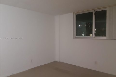 Copropriété à vendre à Sunny Isles Beach, Floride: 1 chambre, 93.37 m2 № 1037821 - photo 5