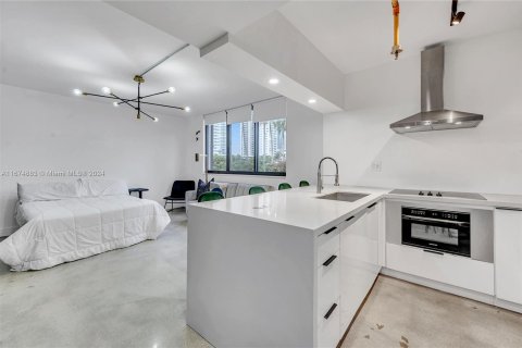 Copropriété à vendre à Miami, Floride: 50.17 m2 № 1400204 - photo 5